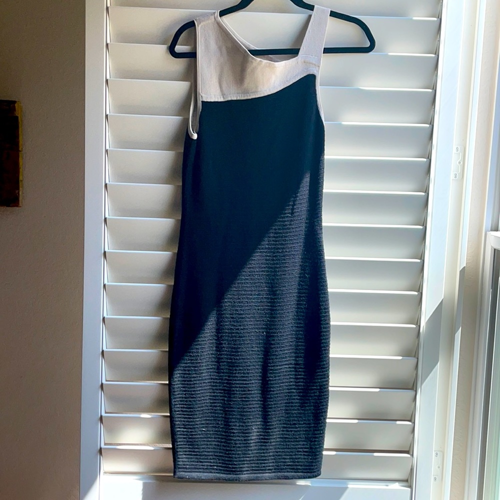 NWT Rachel Roy sleeveless knit dress